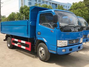 東風(fēng)小霸王密封自卸式垃圾車