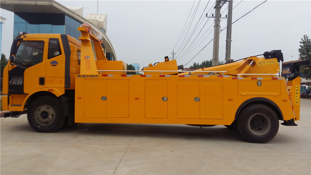 CLW5160TQZC5型拖吊聯(lián)體清障車