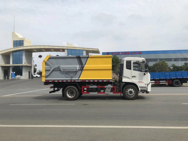 程力威牌CLW5161ZDJD6型壓縮式對接垃圾車