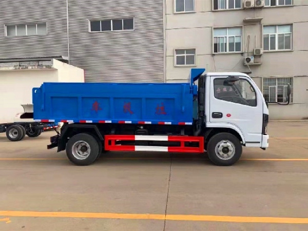 東風(fēng)小多利卡國(guó)六藍(lán)牌5方自卸式垃圾車