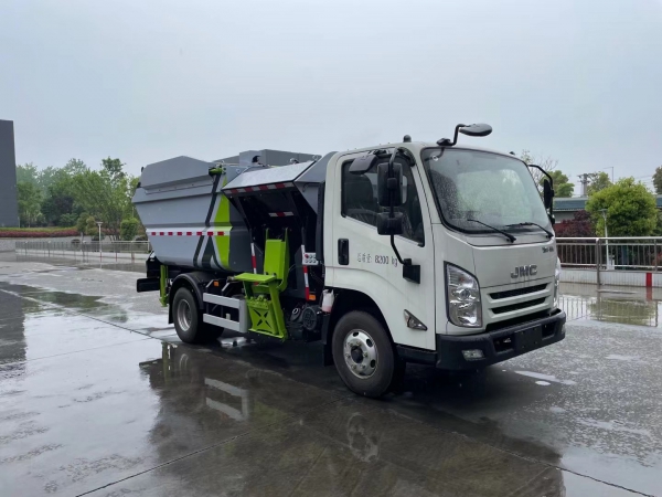 江鈴雙倉垃圾車，垃圾分類運輸車